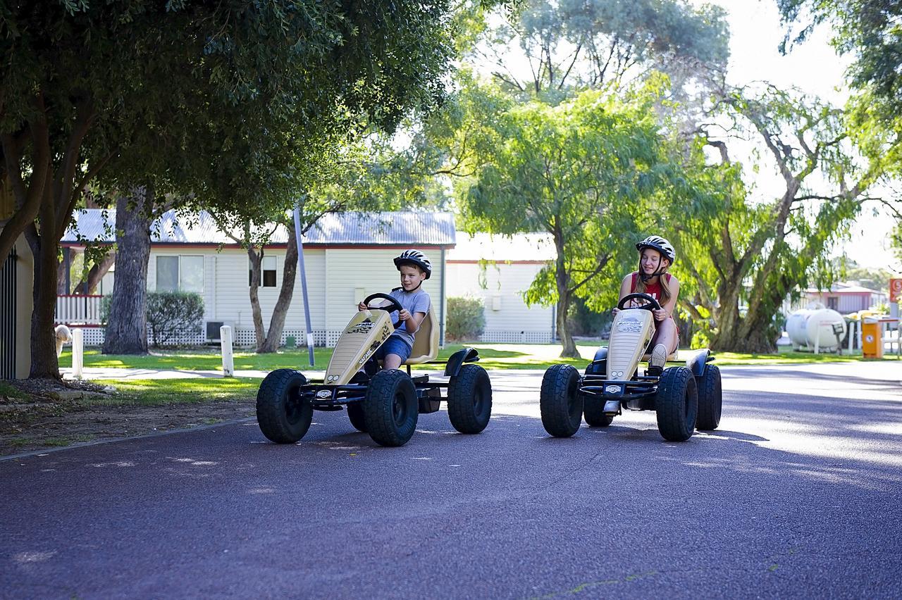 Discovery Parks - Woodman Point Holiday park Coogee