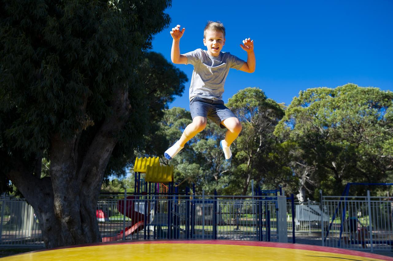 Discovery Parks - Woodman Point Holiday park Coogee