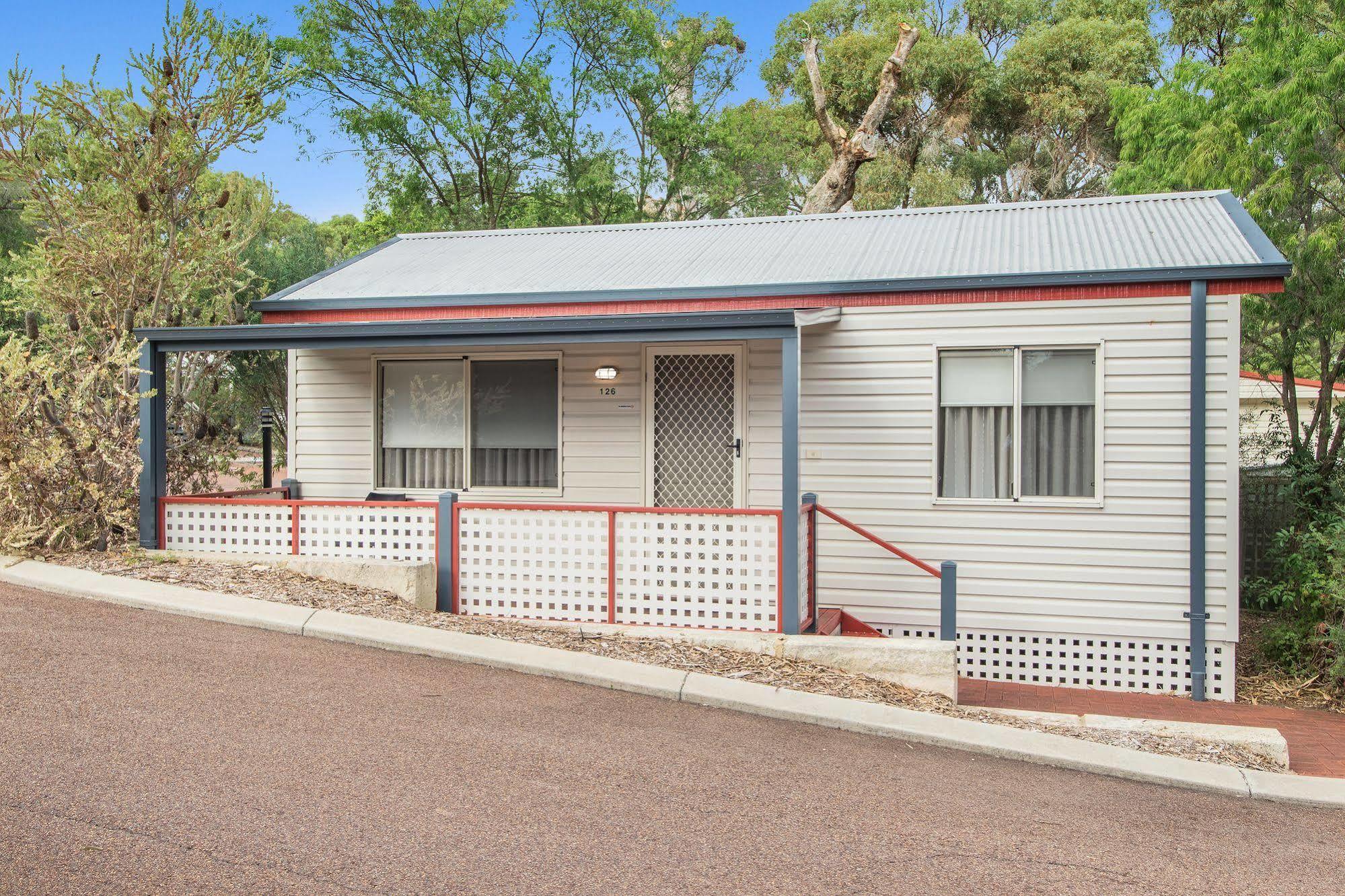 Discovery Parks - Woodman Point Holiday park
