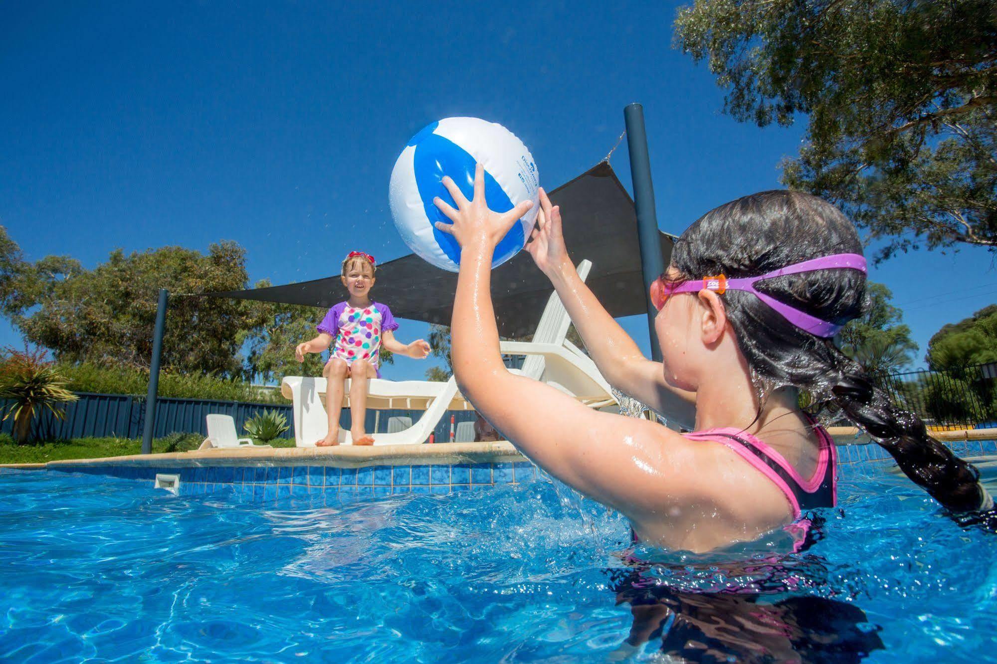 Discovery Parks - Woodman Point 4* Coogee